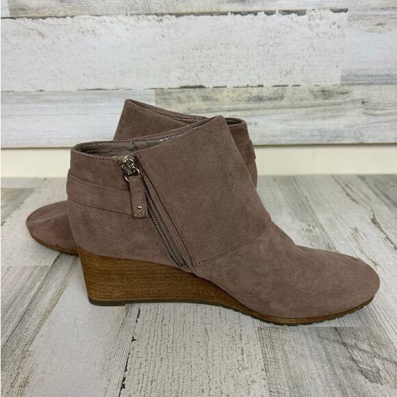 Dr Scholl's women's 10 tan faux suede wedge heel ankle boot buckle zip boho flap - Picture 6 of 8